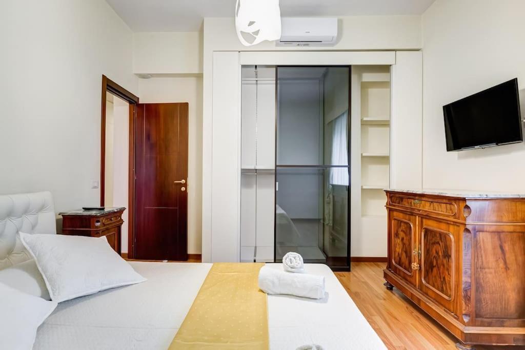 Exclusive Apartment In Eur Lake Rome Exterior photo