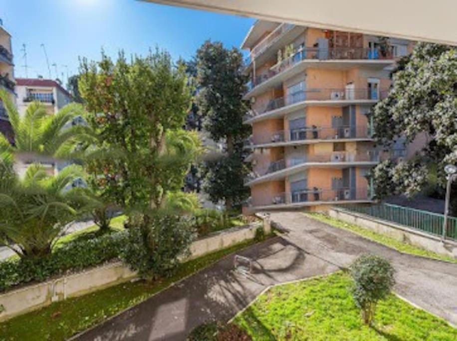 Exclusive Apartment In Eur Lake Rome Exterior photo