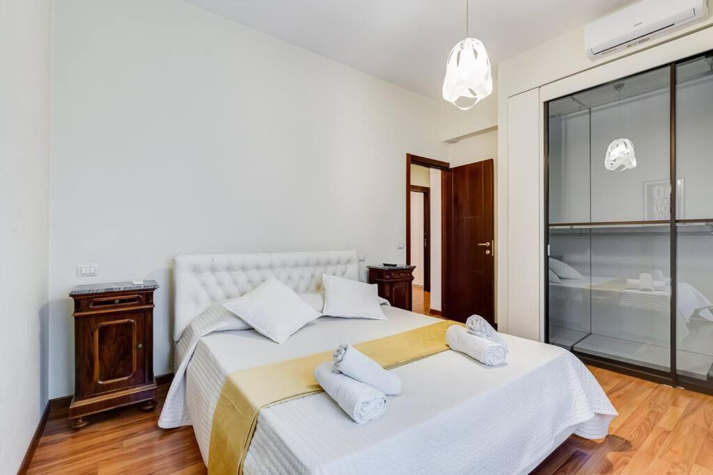 Exclusive Apartment In Eur Lake Rome Exterior photo